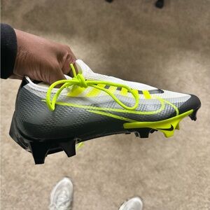 Nike Vapor Cleats. Worn once in practice.